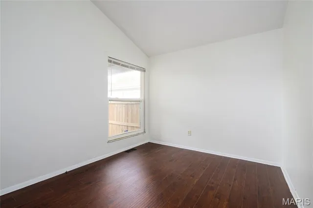 $168,000 | 2487 Manthorne Court, Florissant, MO 63031