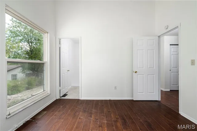 $168,000 | 2487 Manthorne Court, Florissant, MO 63031