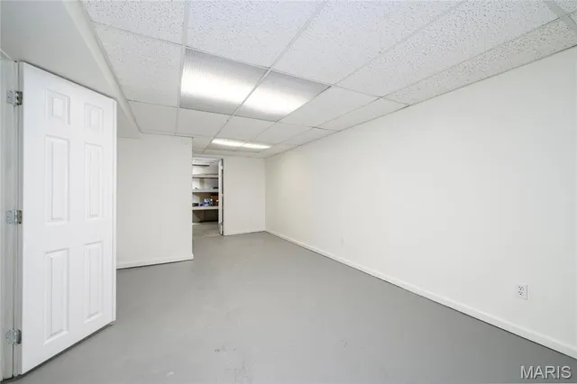 $168,000 | 2487 Manthorne Court, Florissant, MO 63031