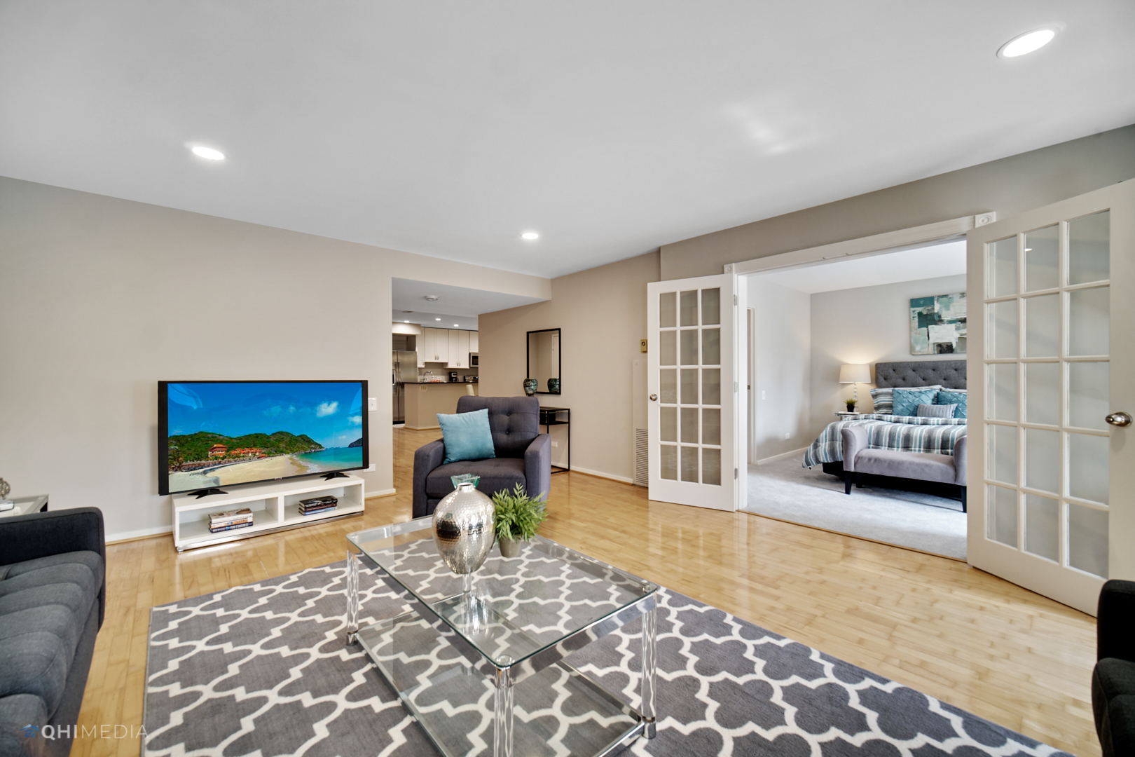 40 East 9th Street, Unit 816 Chicago, IL 60605 - Photo 12 of 25