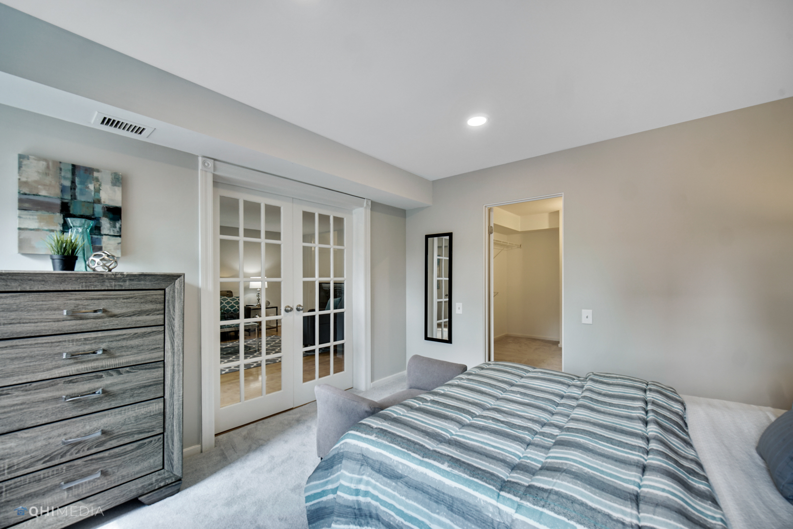 40 East 9th Street, Unit 816 Chicago, IL 60605 - Photo 16 of 25