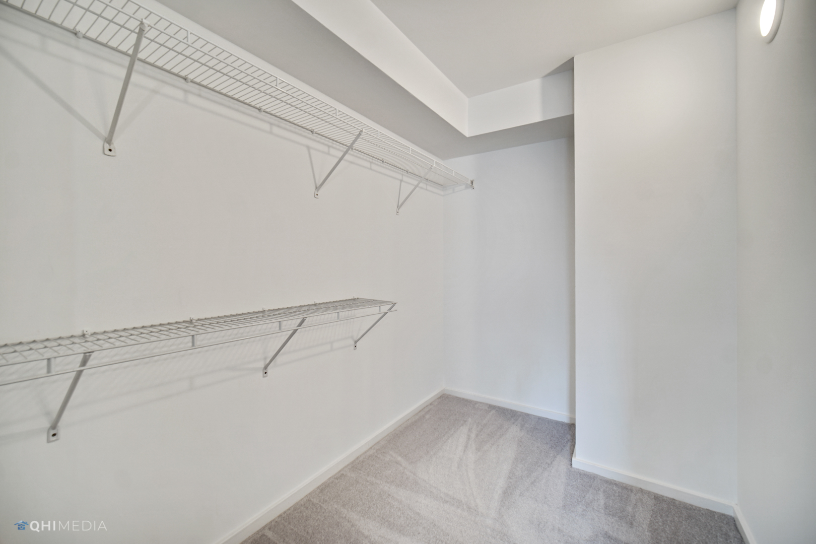 40 East 9th Street, Unit 816 Chicago, IL 60605 - Photo 17 of 25