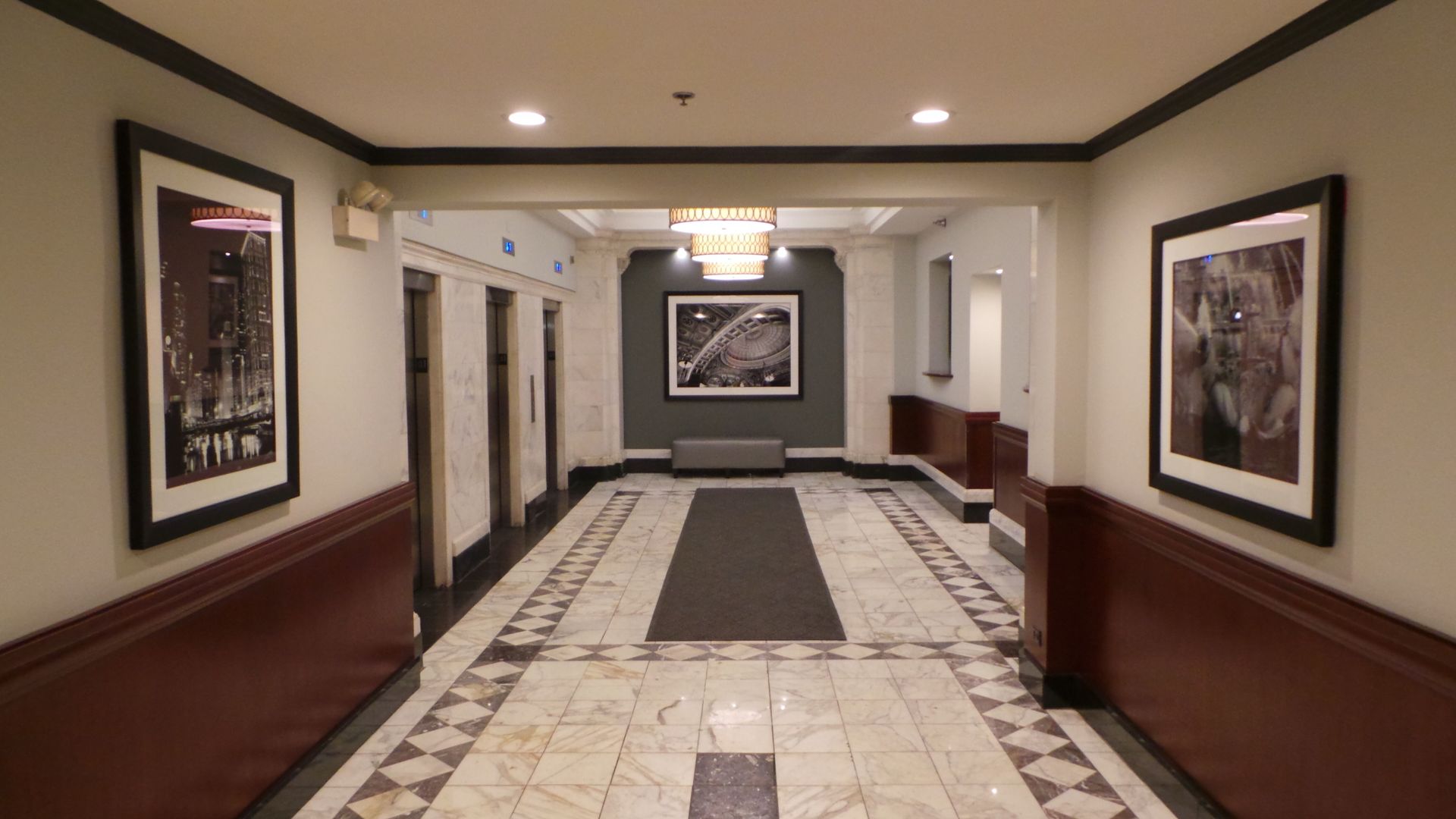 40 East 9th Street, Unit 816 Chicago, IL 60605 - Photo 3 of 25