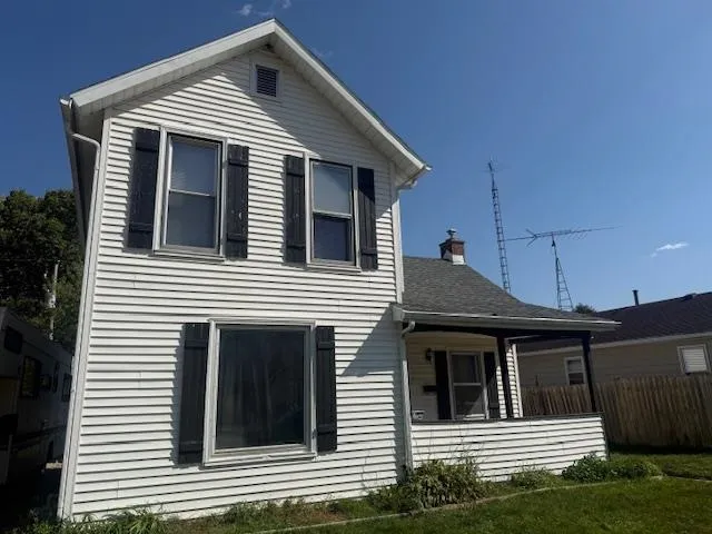 $215,000 | 449 South Ringold Street, Janesville, WI 53545