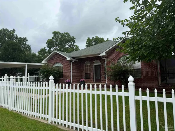 $624,900 | 3010 N Highway, Molino, FL 32577