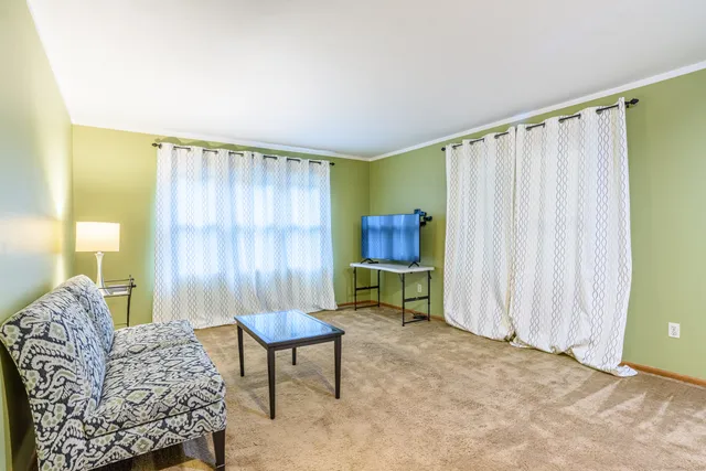 $399,999 | 26 Edgehill Circle, Unit 26, Monroe, CT 06468