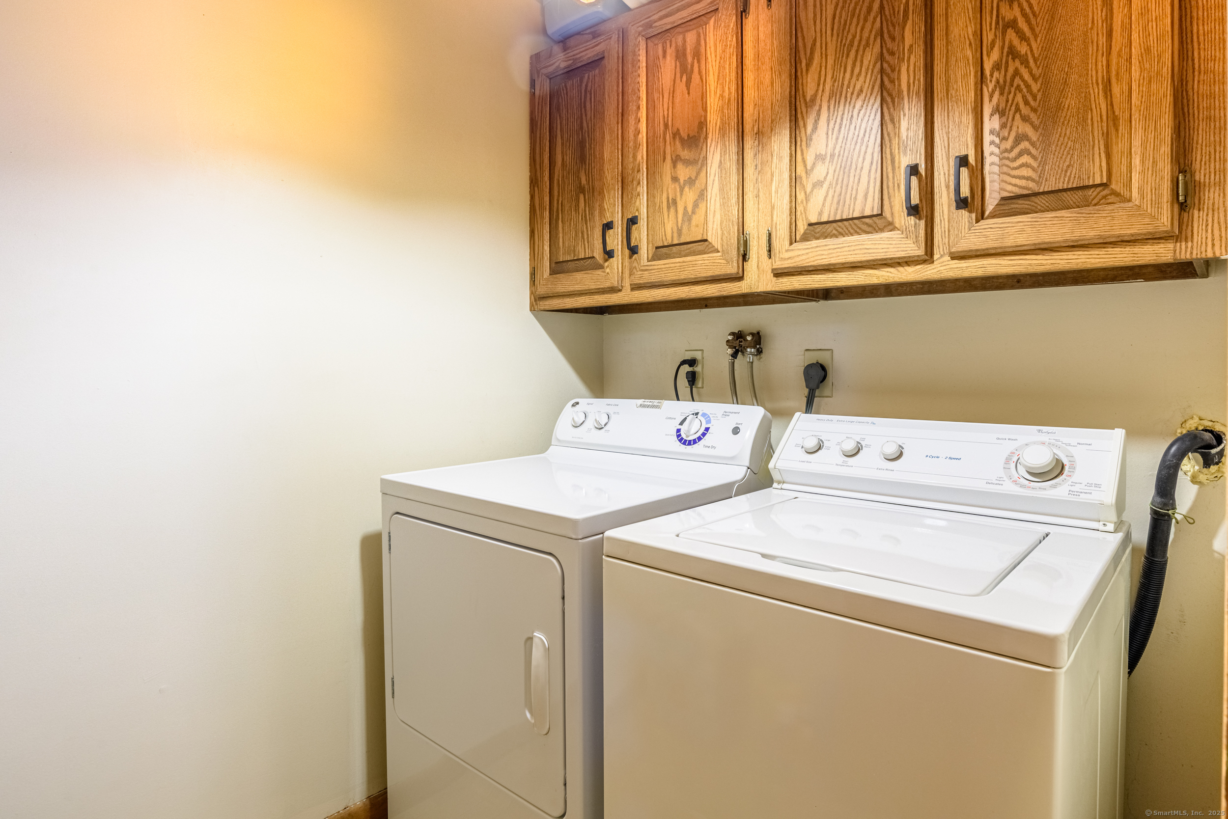 26 Edgehill Circle, Unit 26 Monroe, CT 06468 - Photo 20 of 29