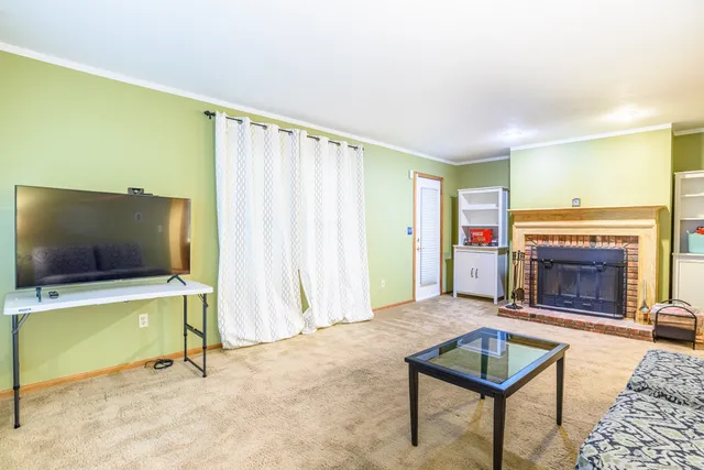 $399,999 | 26 Edgehill Circle, Unit 26, Monroe, CT 06468