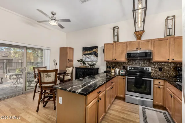 $334,900 | 948 South Lawther Drive, Apache Junction, AZ 85120