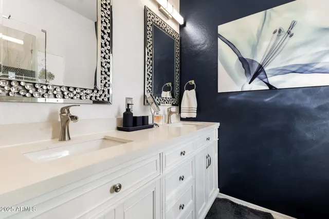 $334,900 | 948 South Lawther Drive, Apache Junction, AZ 85120