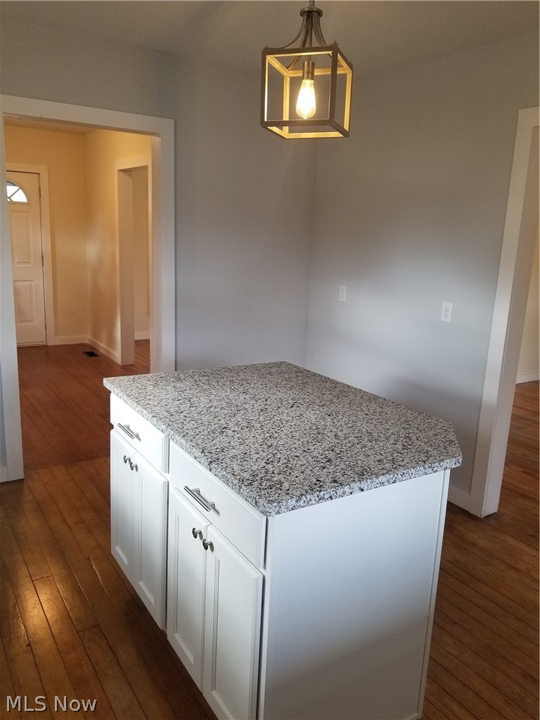 4595 South Hametown Road Barberton, OH 44203 - Photo 4 of 27 Kitchen