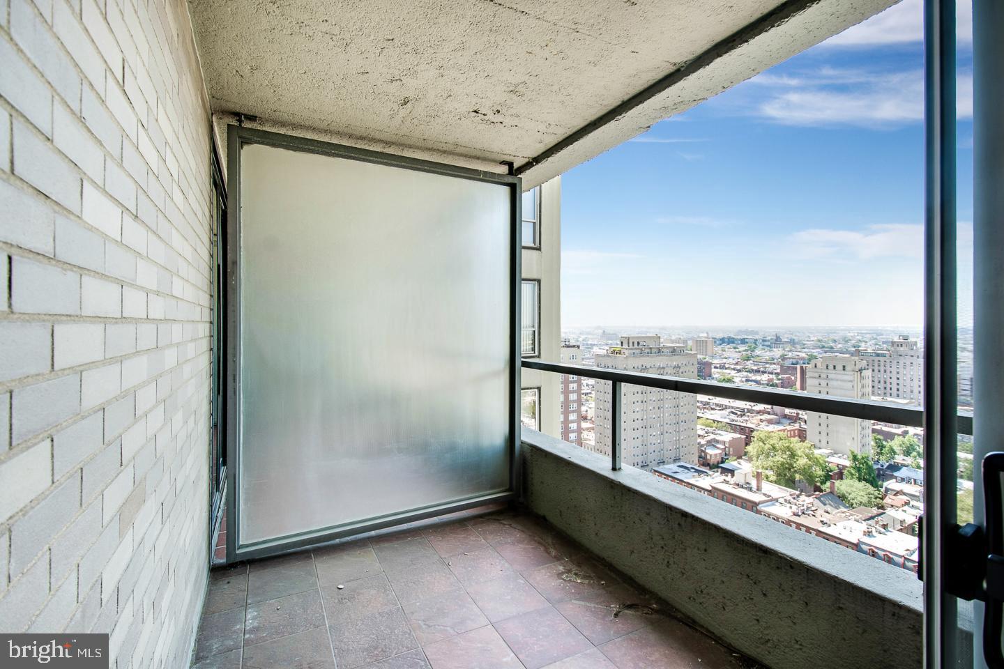 224 West Rittenhouse Square, Unit 2411 Philadelphia, PA 19103 - Photo 7 of 18