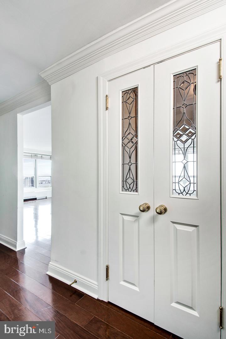 224 West Rittenhouse Square, Unit 2411 Philadelphia, PA 19103 - Photo 10 of 18