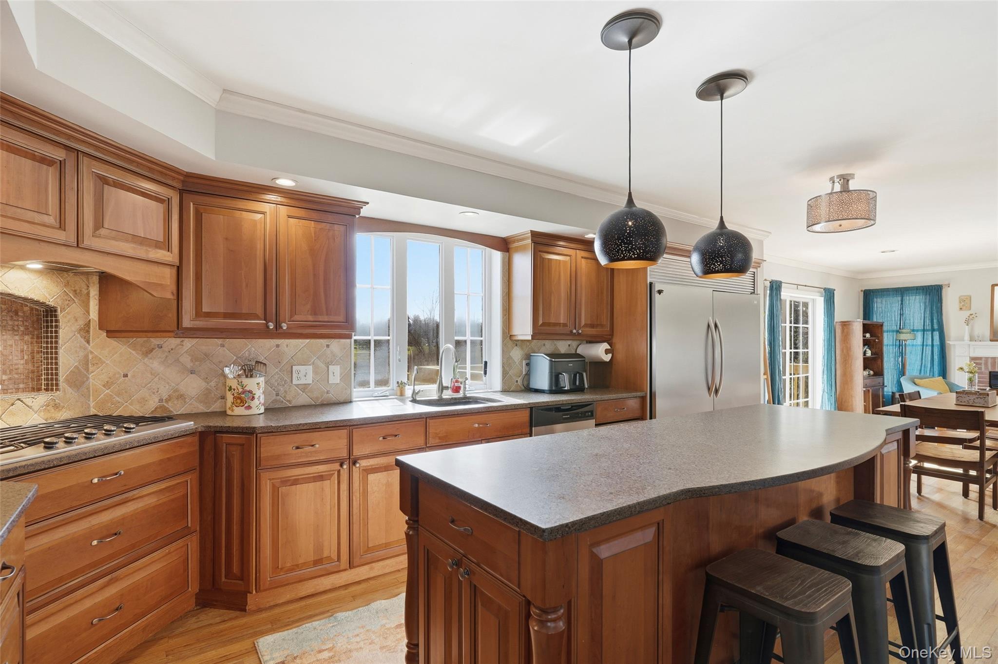 27 Ridgeview Drive Patterson, NY 12563 - Photo 7 of 40 Open Kitchen w/Large Center Island