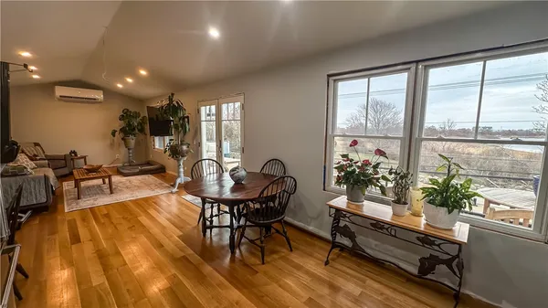 $2,400,000 | 454 Ocean Avenue, Block Island, RI 02807