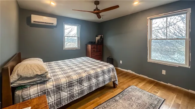 $2,400,000 | 454 Ocean Avenue, Block Island, RI 02807