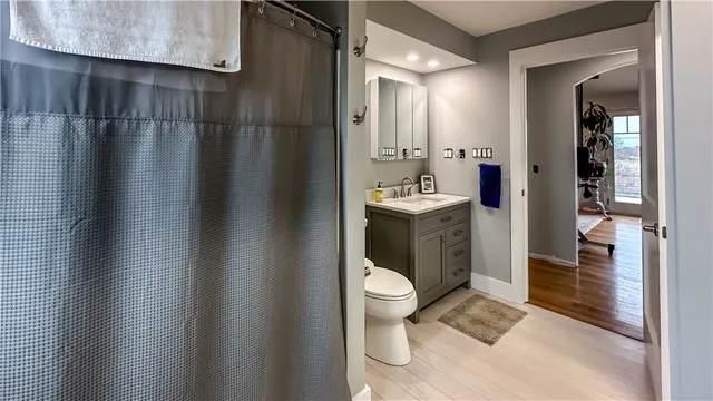 $2,400,000 | 454 Ocean Avenue, Block Island, RI 02807