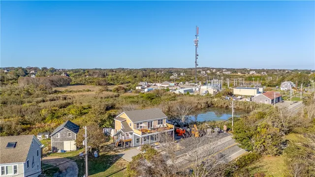 $2,400,000 | 454 Ocean Avenue, Block Island, RI 02807