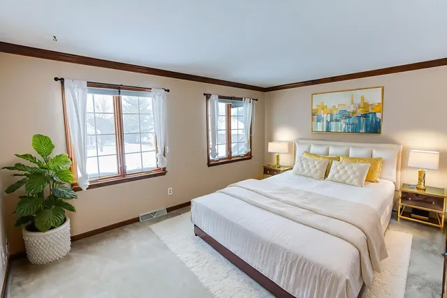 $824,000 | 51340 Lake Pointe Court, Granger, IN 46530