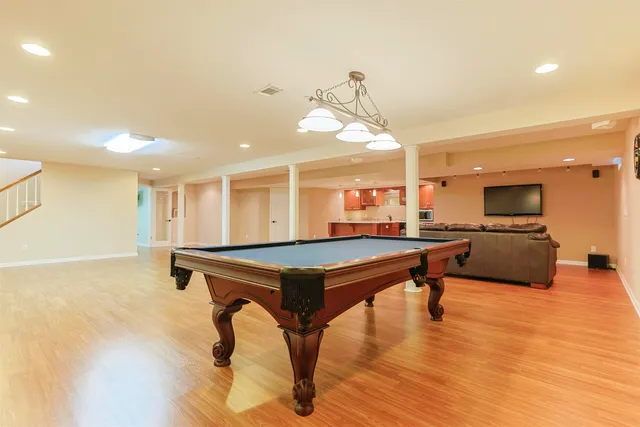 $824,000 | 51340 Lake Pointe Court, Granger, IN 46530