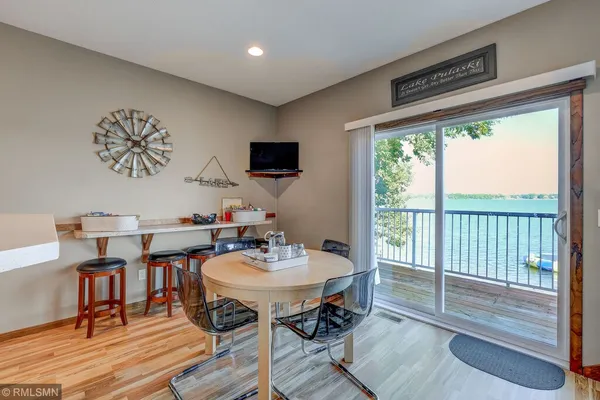 $875,000 | 1469 Pulaski Road, Buffalo, MN 55313