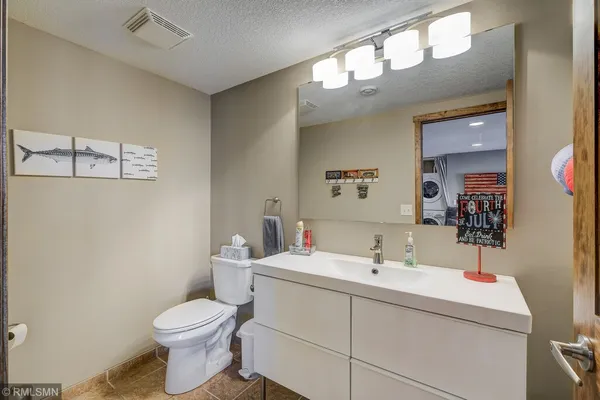 $875,000 | 1469 Pulaski Road, Buffalo, MN 55313