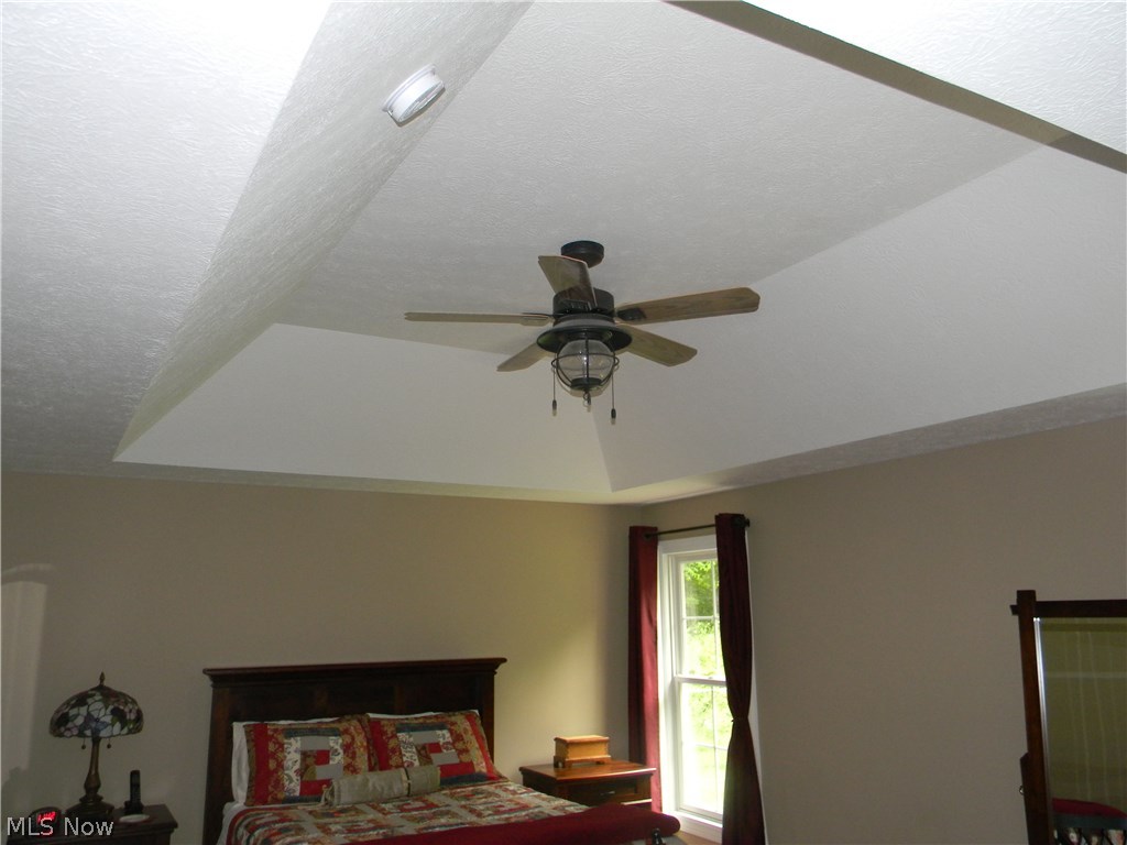 4695 Palmyra Road Warren, OH 44481 - Photo 14 of 25