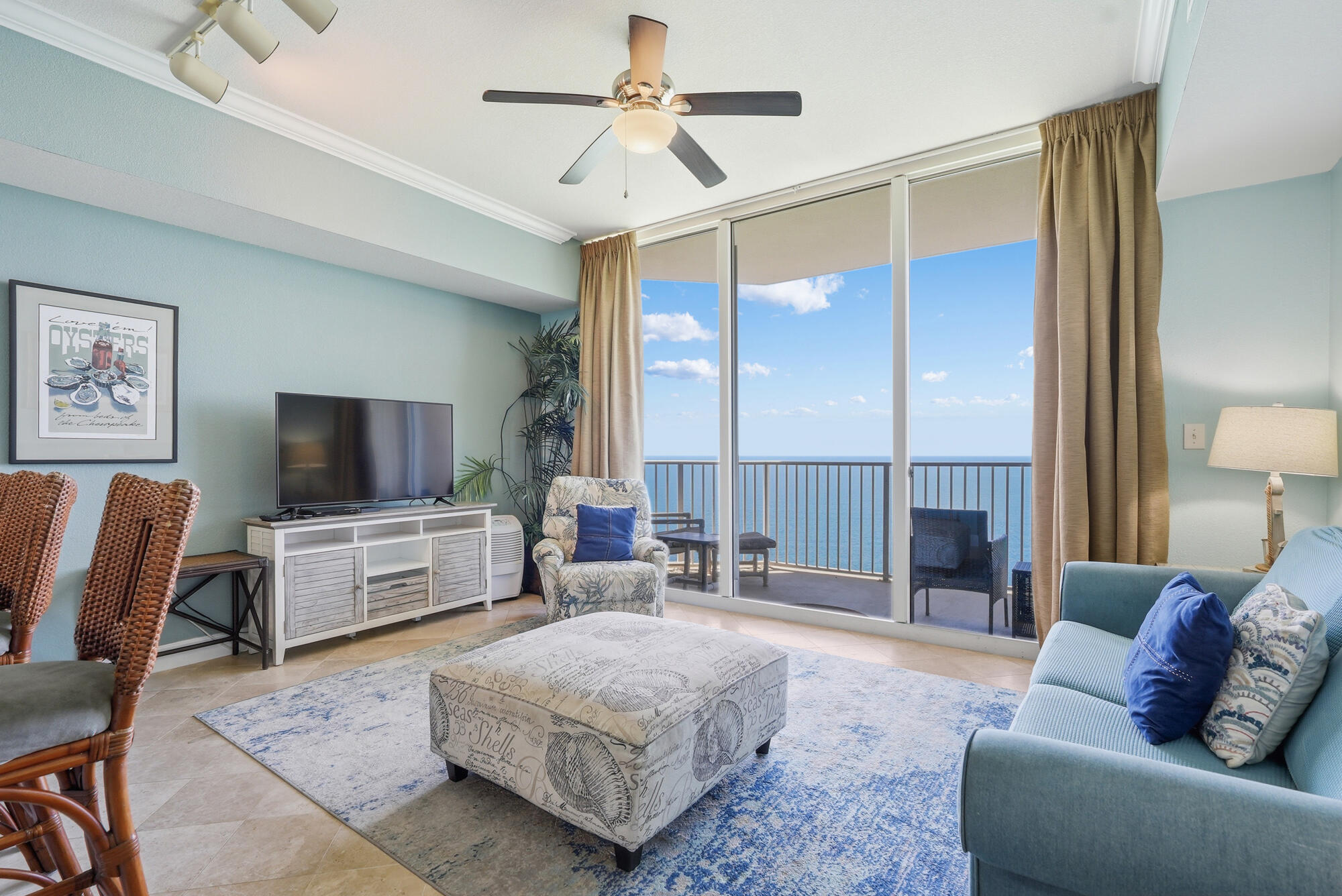 16819 Front Beach Road, Unit 2916 Panama City Beach, FL 32413 - Photo 2 of 45 Living room
