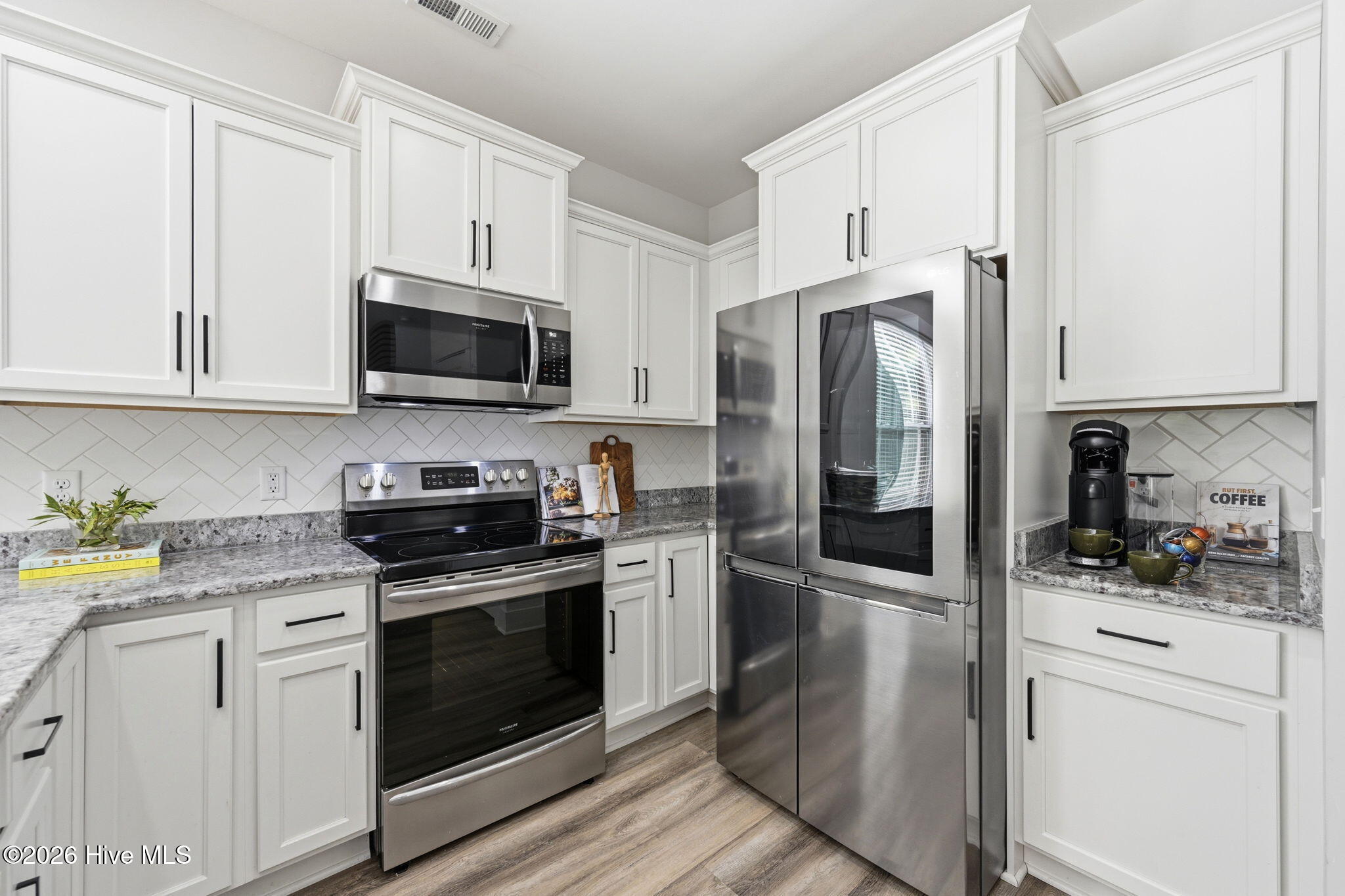 104 Aspen Road Hampstead, NC 28443 - Photo 13 of 50 15-web-or-mls-_RAD3627