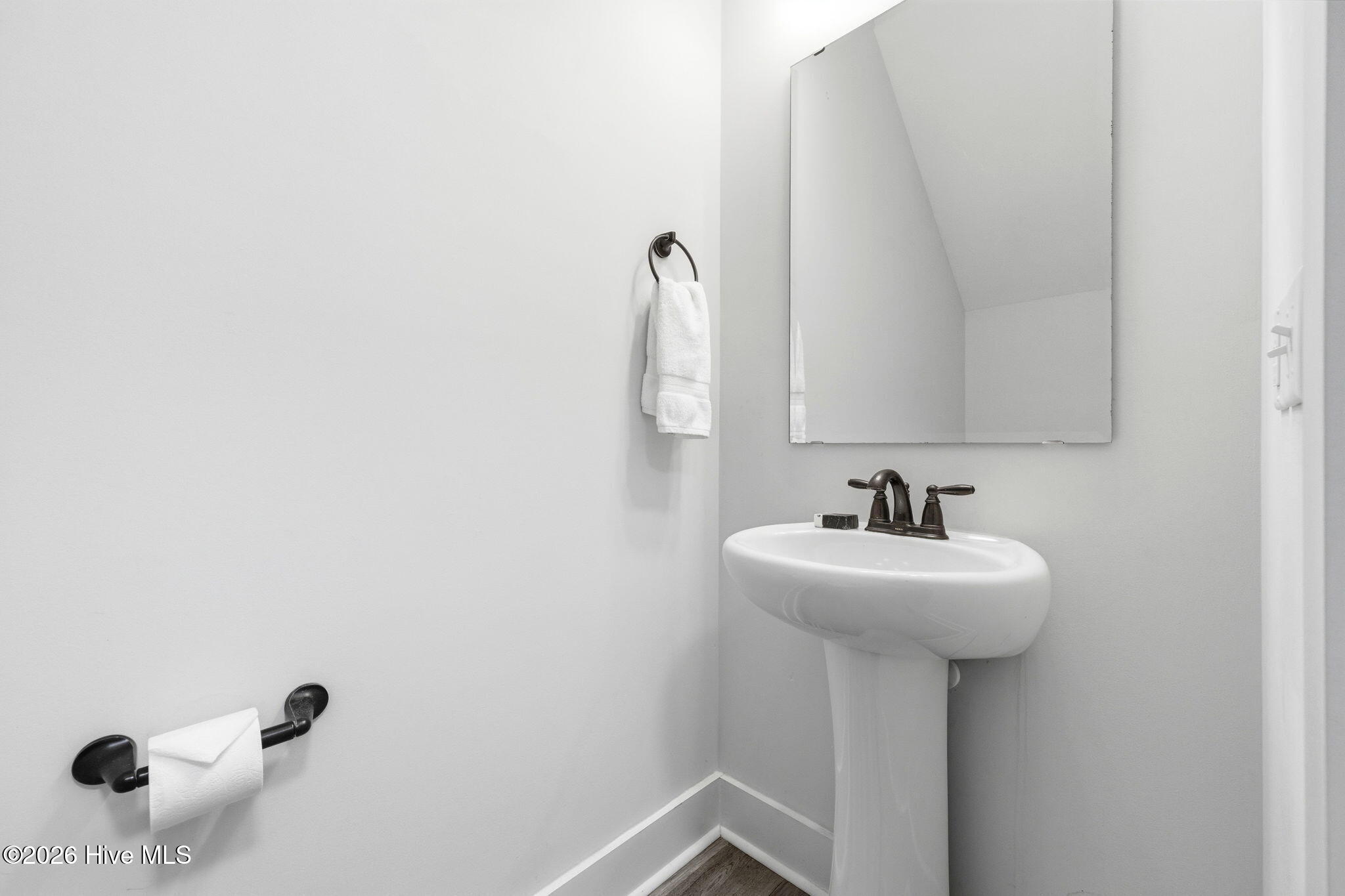 104 Aspen Road Hampstead, NC 28443 - Photo 15 of 50 17-web-or-mls-_RAD3642