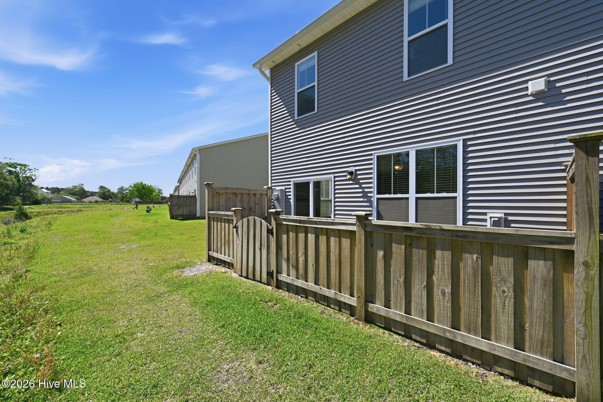 104 Aspen Road Hampstead, NC 28443 - Photo 32 of 50 38-web-or-mls-08