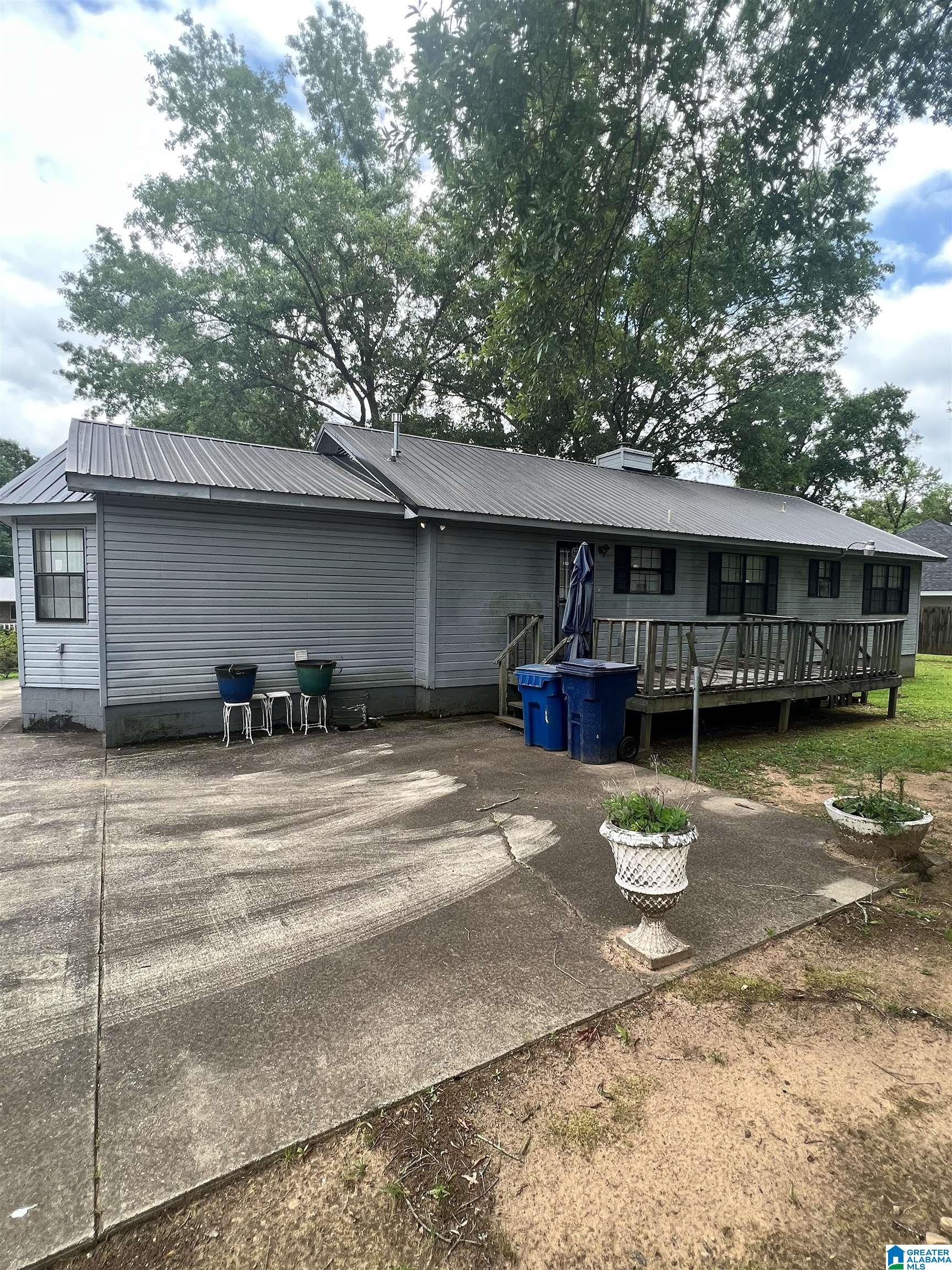 623 Chestnut Street Anniston, AL 36201 - Photo 3 of 20