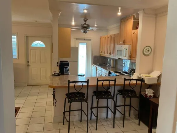 $168,000 | 1951 Northeast 39th Street, Unit 361, Lighthouse Point, FL 33064