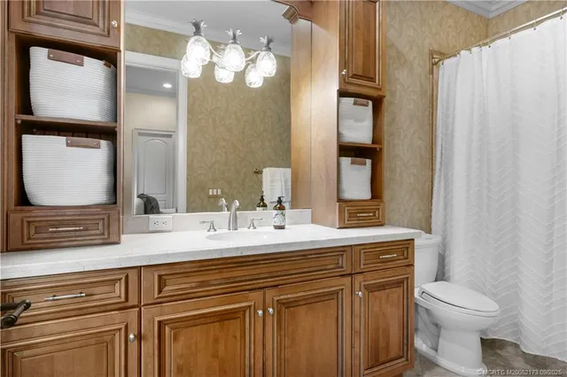 $1,095,000 | 130 Southeast Bella Strano, Port St. Lucie, FL 34984