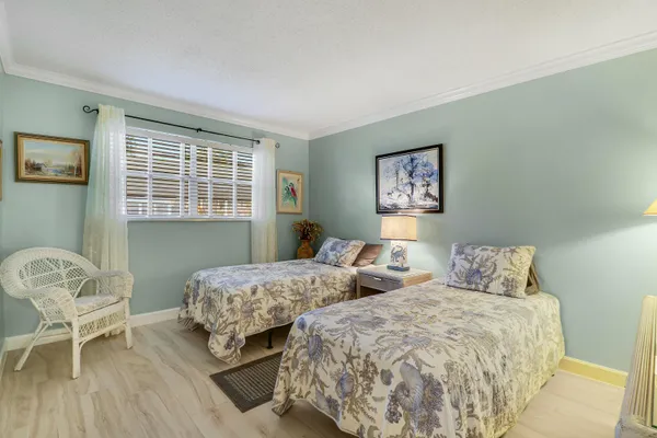 $179,000 | 2950 Southeast Ocean Boulevard, Unit 63, Stuart, FL 34996
