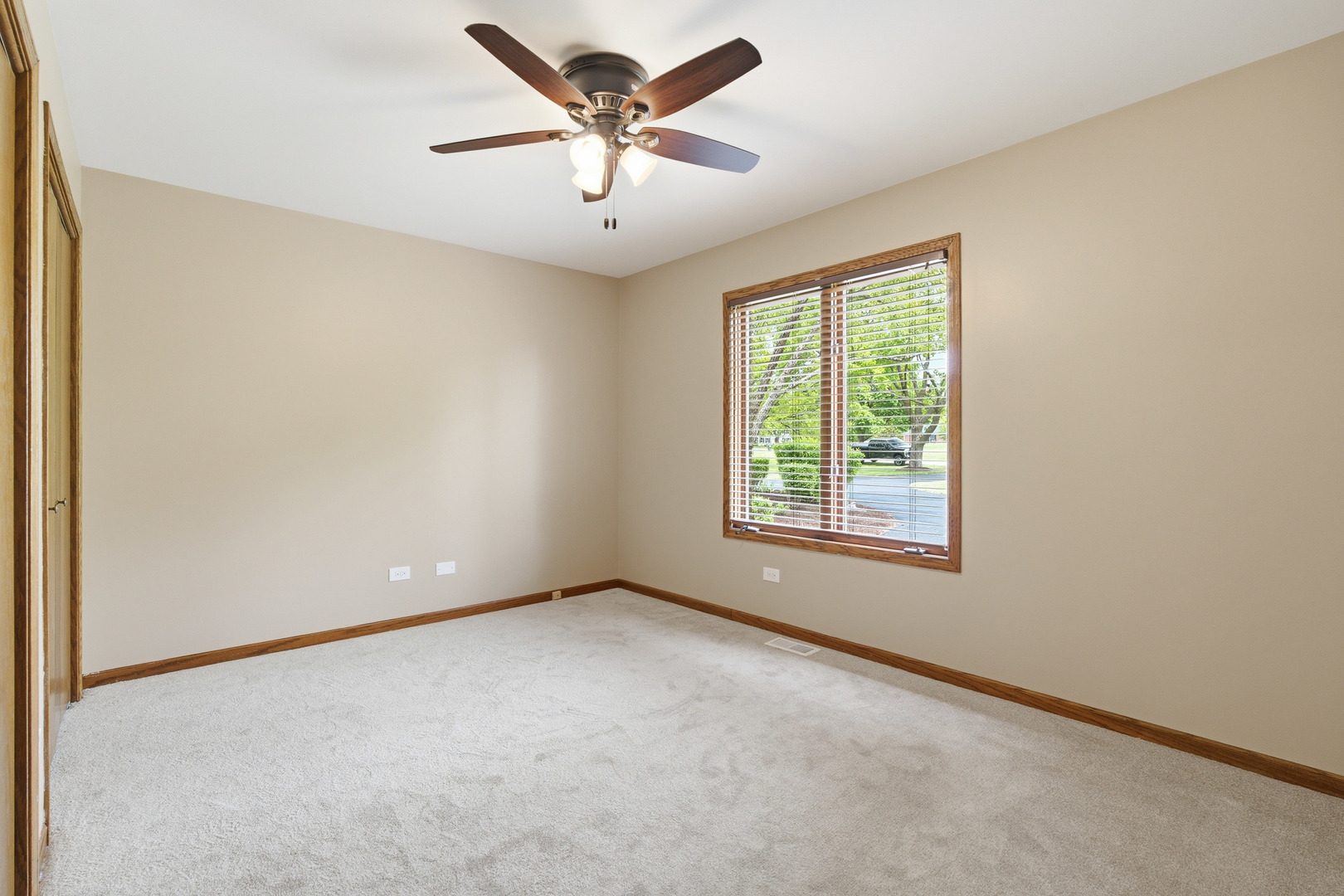 2208 Shetland Road Inverness, IL 60010 - Photo 22 of 48