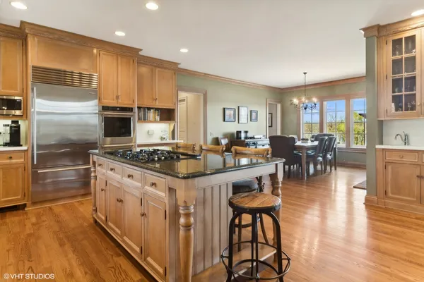 $3,350,000 | 65 Round Barn Road, Barrington Hills, IL 60010