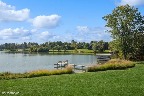 $3,350,000 | 65 Round Barn Road, Barrington Hills, IL 60010