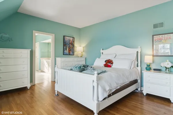 $3,350,000 | 65 Round Barn Road, Barrington Hills, IL 60010