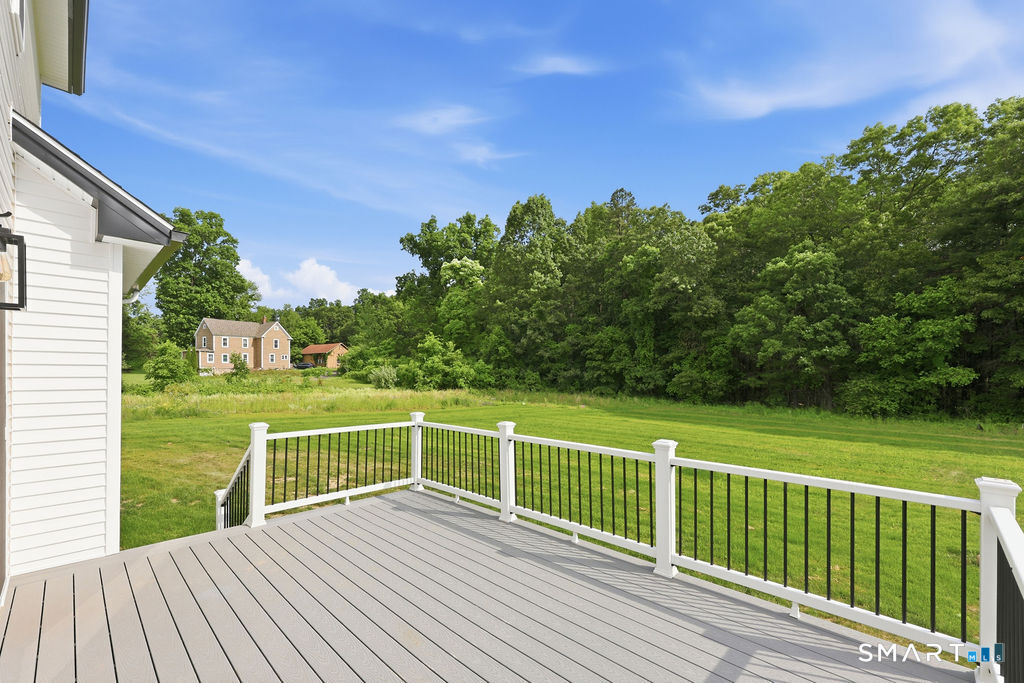 857 Stone Road Windsor, CT 06095 - Photo 4 of 33