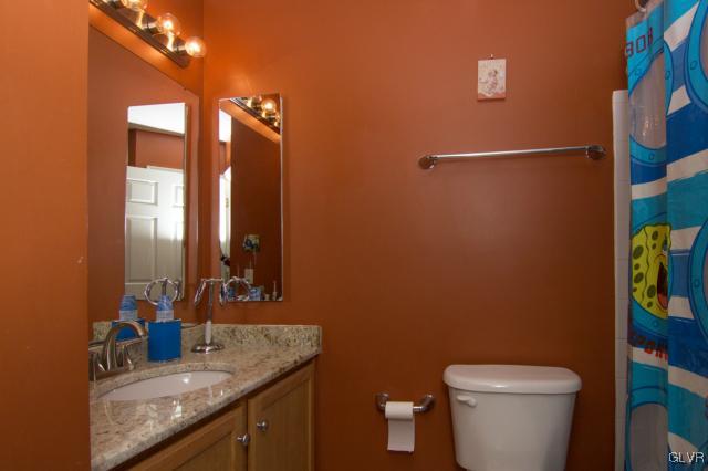 439 Bucks Road Perkasie, PA 18944 - Photo 25 of 30 Gallery Image 25