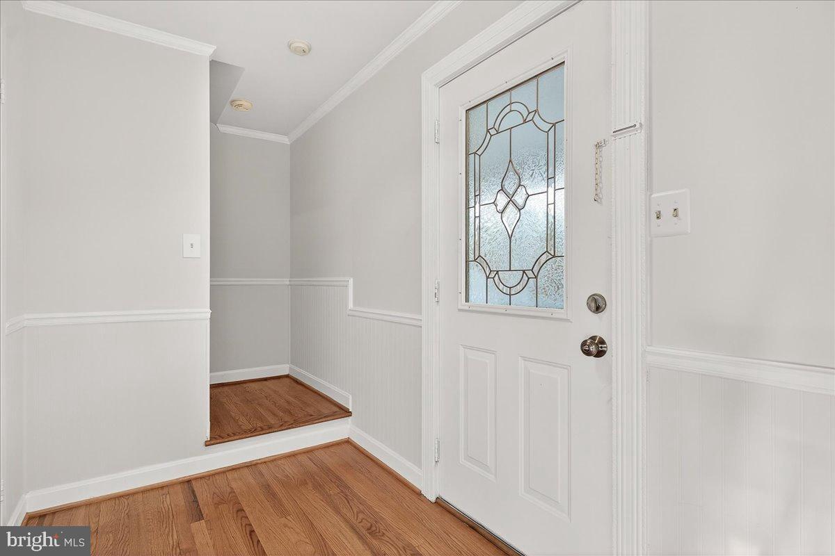 6918 Woodville Road Mount Airy, MD 21771 - Photo 21 of 46 Inviting entryway with elegant details.