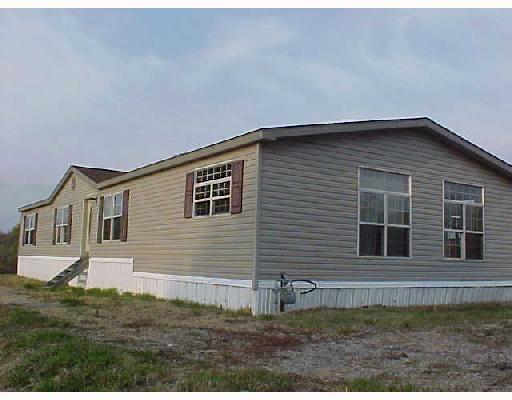 236 Stein Road Chicora, PA 16025 - Photo 1 of 6 Exterior Front. 28X68-VINYL SIDED-SHINGLED ROOF