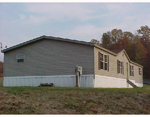 236 Stein Road Chicora, PA 16025 - Photo 2 of 6 Exterior Front.
