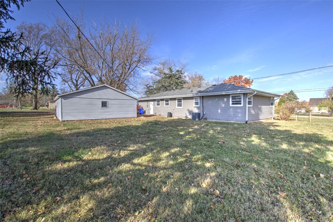 191 Grove Road Decatur, IL 62521 - Photo 25 of 28