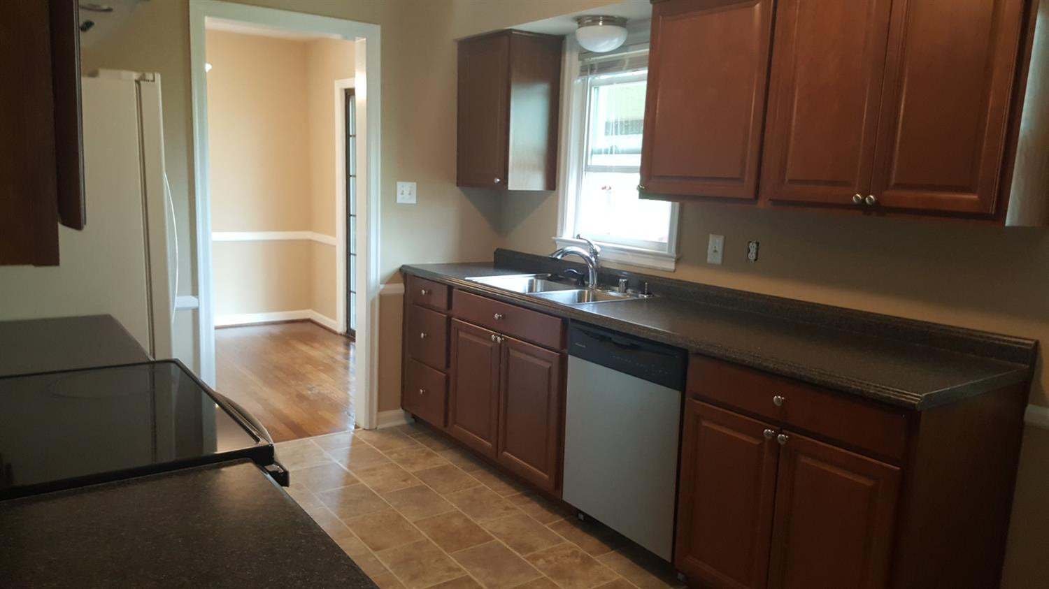 995 Fredericksburg Road Lexington, KY 40504 - Photo 12 of 26 Photo 12