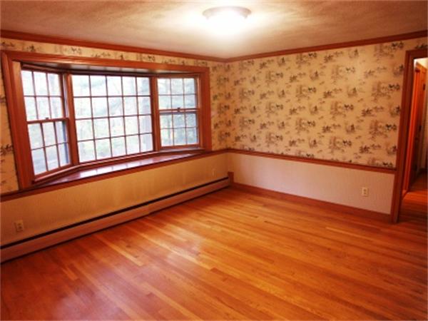 28 Pine Street Weston, MA 02493 - Photo 6 of 7