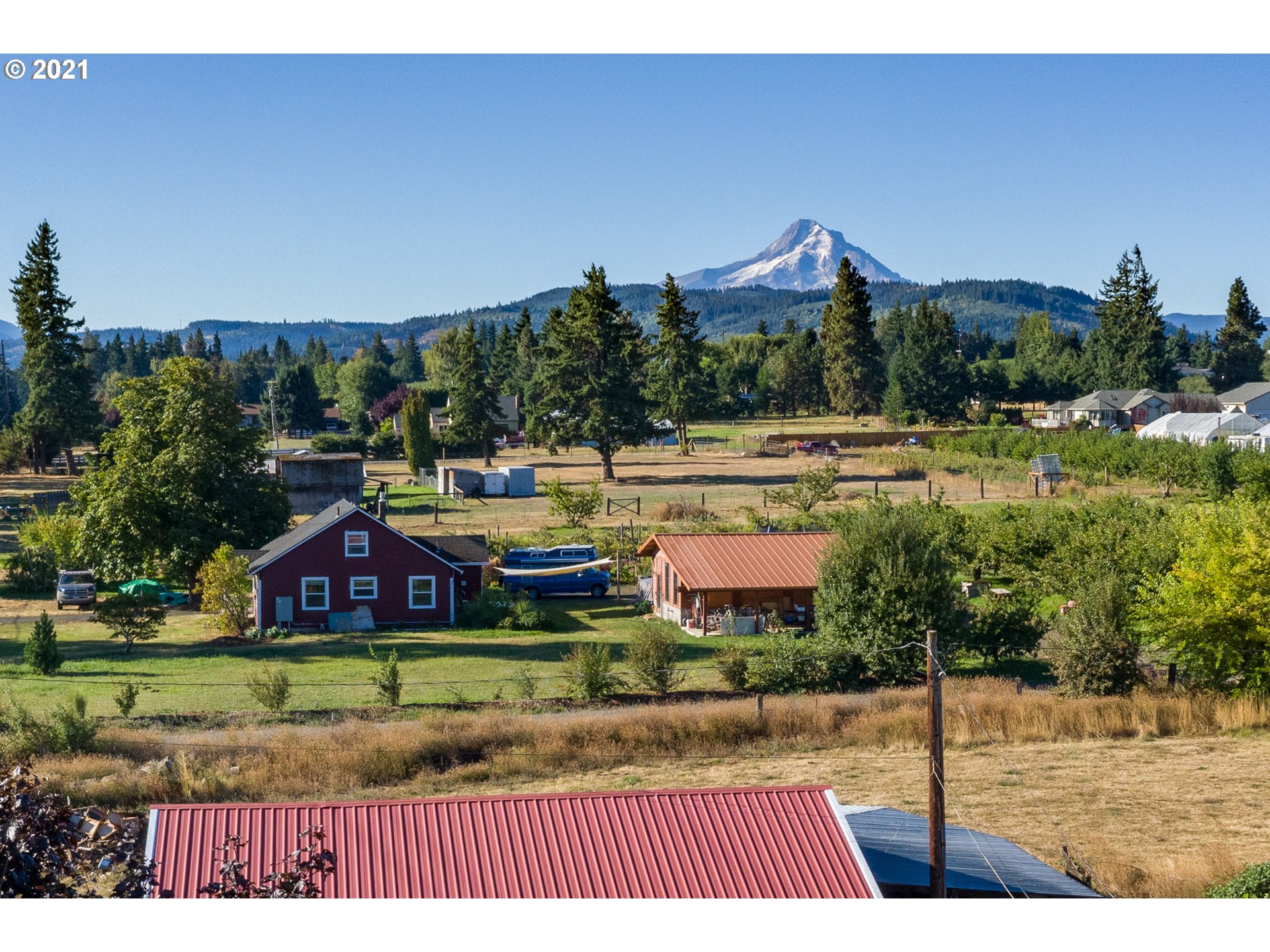 1860 Markham Road, Unit 1 Hood River, OR 97031 - Photo 13 of 18 Gallery Image 13