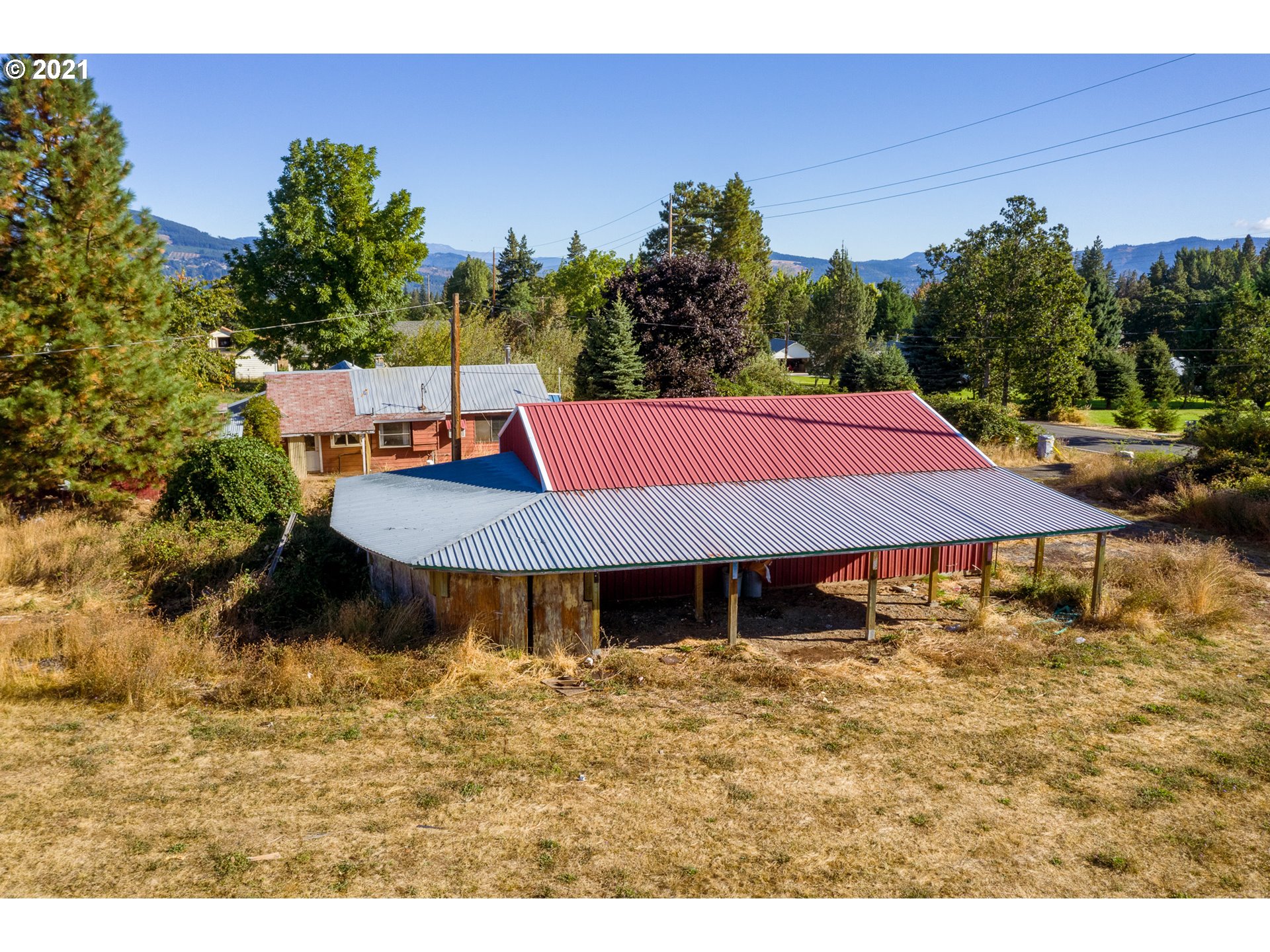 1860 Markham Road, Unit 1 Hood River, OR 97031 - Photo 7 of 18 Gallery Image 7