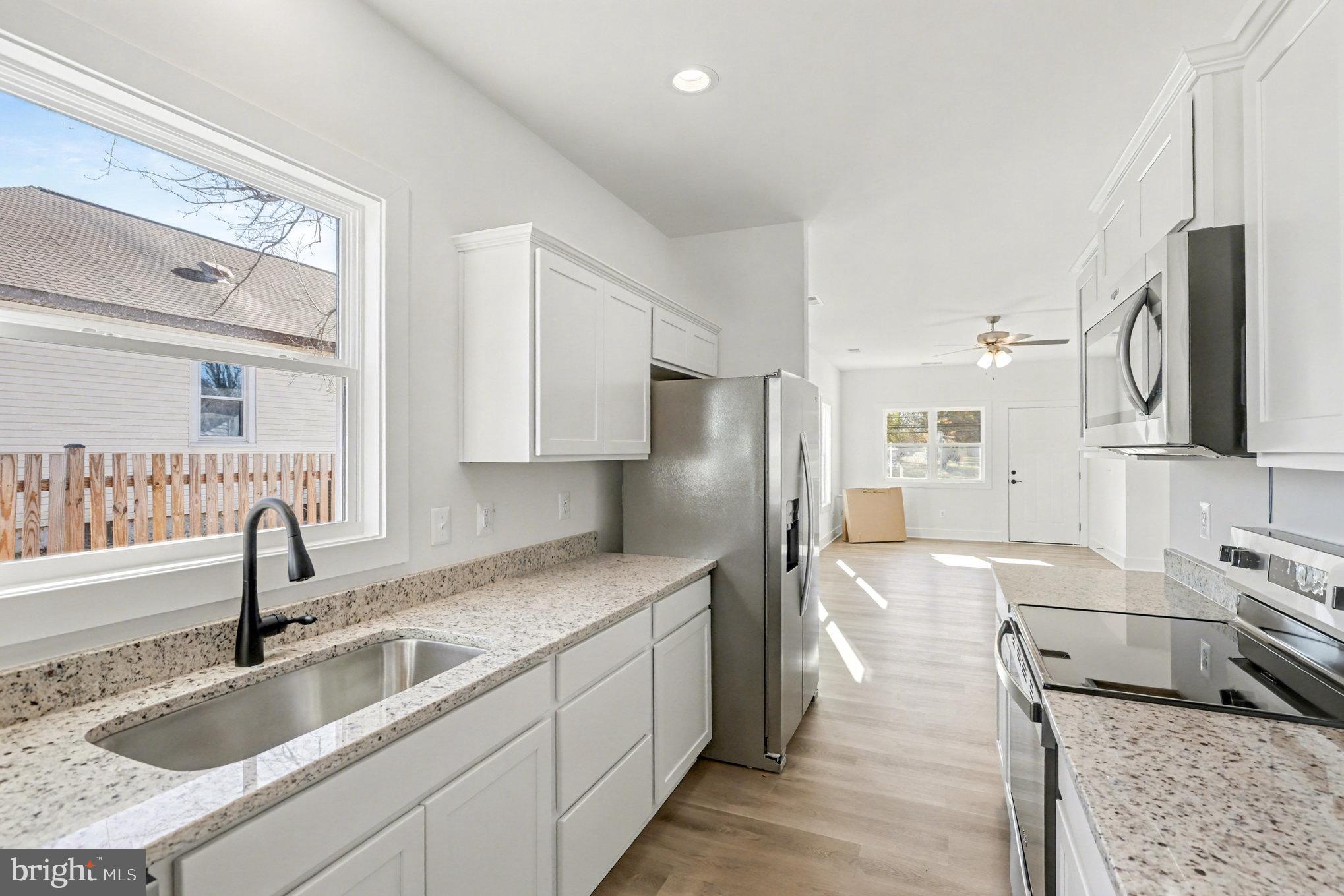 277 White Oak Road Fredericksburg, VA 22405 - Photo 7 of 23